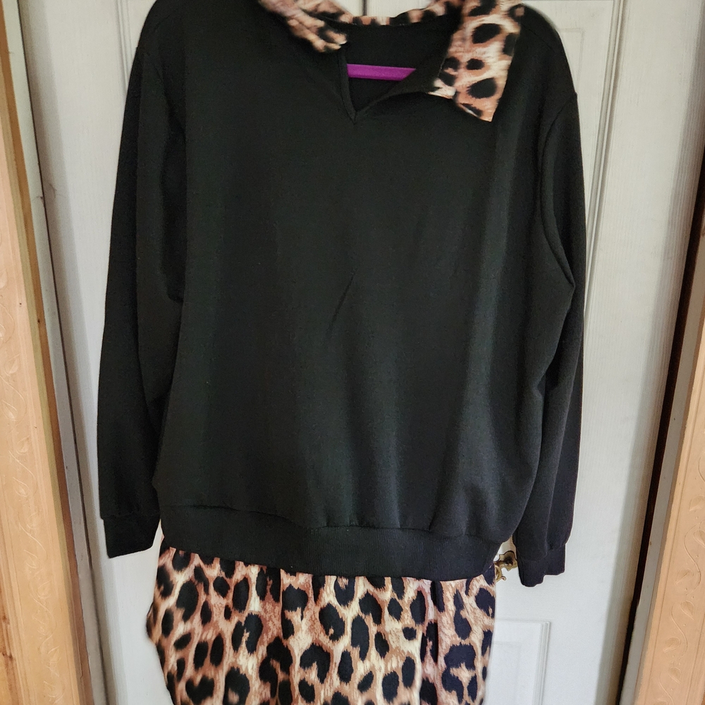 Leopard Print Layered Black Top - Picture 6 of 9